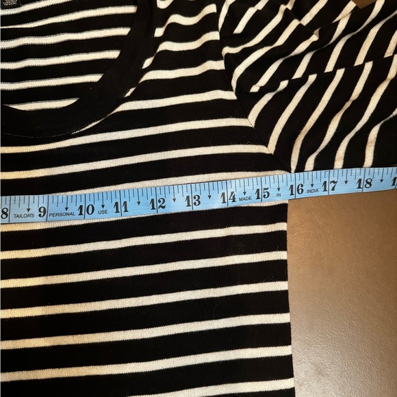CURRENT AIR Classic Short Sleeve Sweater TOP IN BLACK WHITE STRIPE WOMEN EUC - Picture 11 of 12